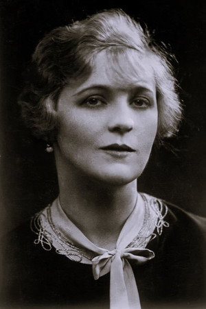 Margaret Bannerman in Evening Primrose