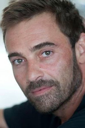Laurent Jumeaucourt in Puzzle