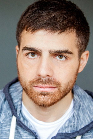 Amir Sám Nakhjavani in Fareed