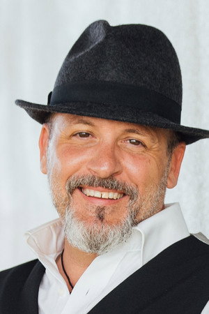 Buddy Mullins in Gaither Vocal Band: Reunion Volume 1