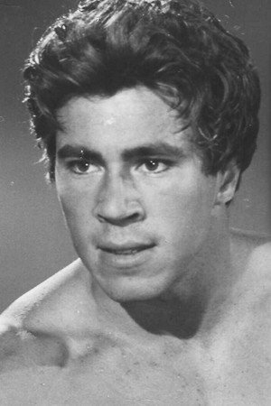 Dan Vadis in The Rebel Gladiators