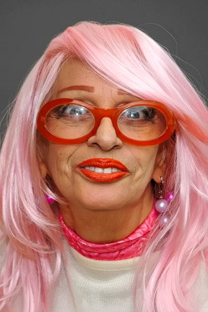 Aysel Gürel in Cholera Street