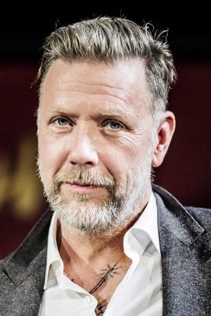 Mikael Persbrandt in Beck 29 - Invasion
