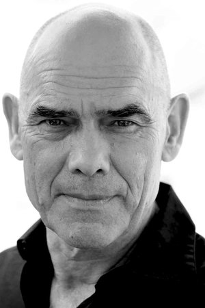 Peter Guinness in The Boys in the Boat