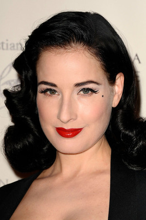Dita Von Teese in Crazy Horse  Paris with Dita Von Teese