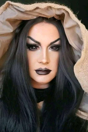 Morgana Loren in O Vale da Sombras da Morte
