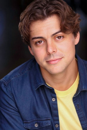 Bryan Da Silva in The Surveyors