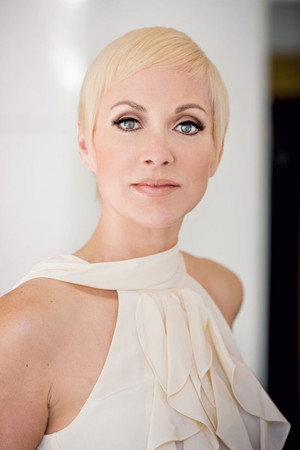 Mia Cottet in Lovers, Liars and Lunatics