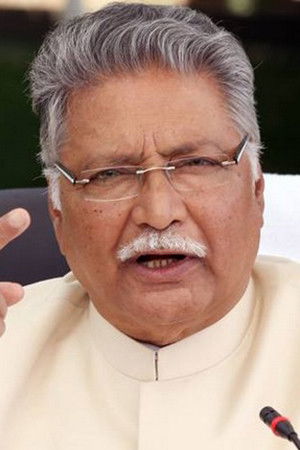 Vikram Gokhale in Khuda Gawah