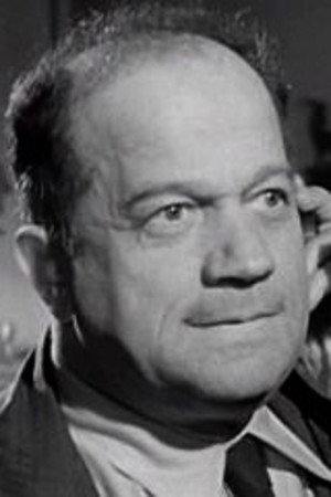 Frederick Schiller in Park Plaza 605