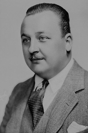 Bert Roach in Murders in the Rue Morgue