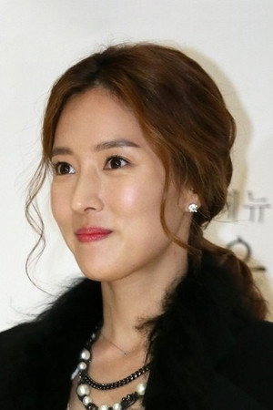 Min Kim in An Affair