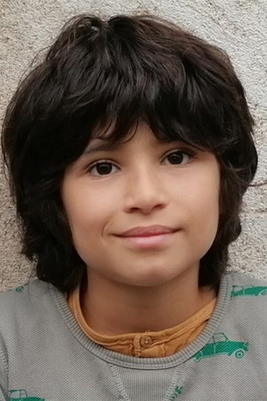 Robinson Mensah-Rouanet in Belle and Sebastian: Next Generation