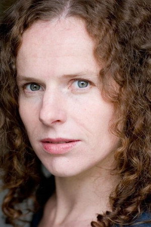 Astrid Adverbe in Avaler des couleuvres