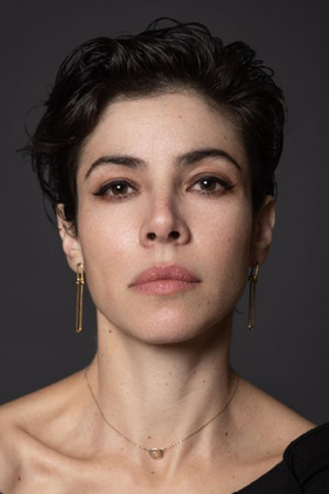 Natalia Plascencia in Familia