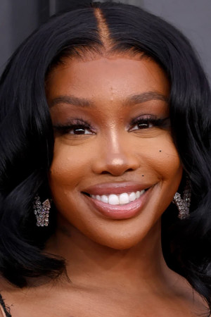 SZA in Tuna Melt