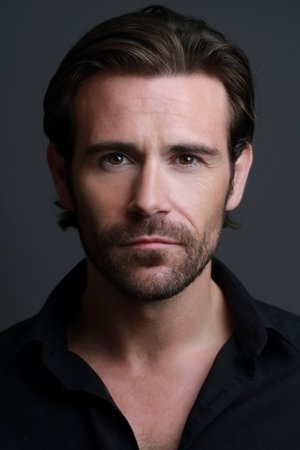 Matt Ryan in Flypaper