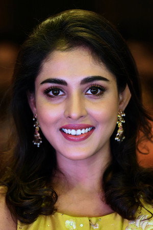 Madhu Shalini in Goodachari