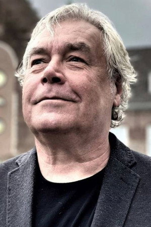 Bart van Poppel in The Analogues Perform Sgt. Pepper's Lonely Hearts Club Band