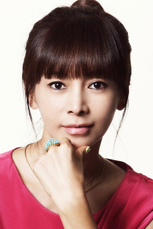 Hwang Shin-hye in Seoul Evita