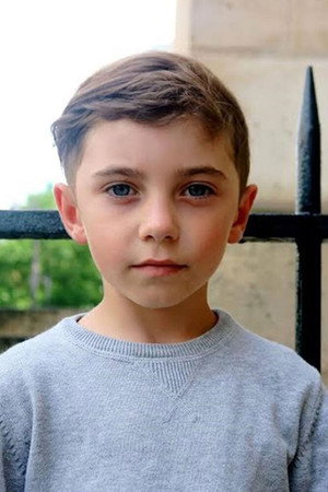 Ilan Debrabant in How to Survive Without Mum
