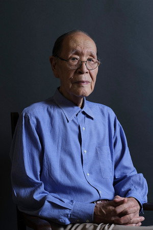 Shiguéhiko Hasumi in Bâtons d'encens pour Mizoguchi