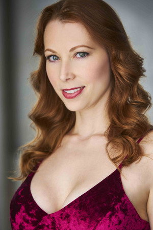 Jennifer Day in In with Thieves