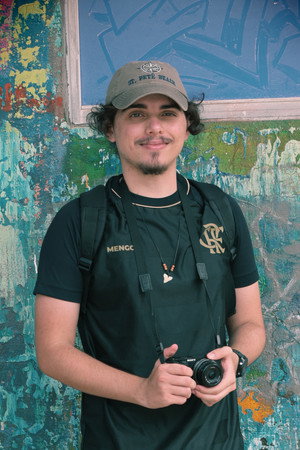 Arthur Reis in A Culpa é do Sol