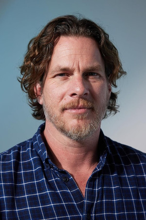 Jonathan Nolan in Do You Trust this Computer