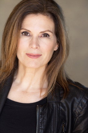 Chandra Michaels in The Autumn Girl