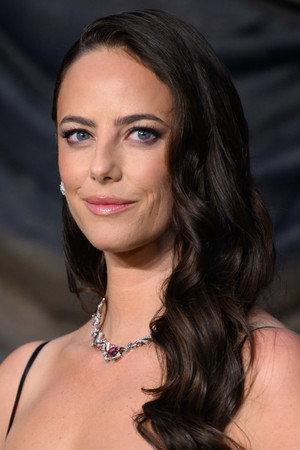 Kaya Scodelario in Moon