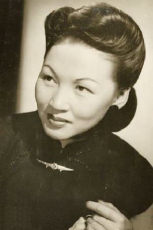 Li Dandan in A Poet from the Sea