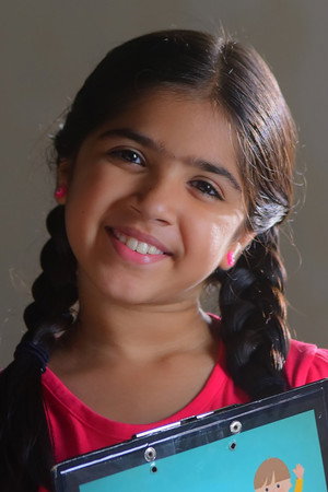 Parthavi Vinod in Orayiram Kinakkalal