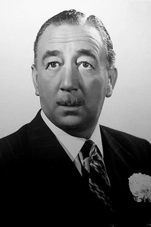 Melville Cooper in The Adventures of Robin Hood