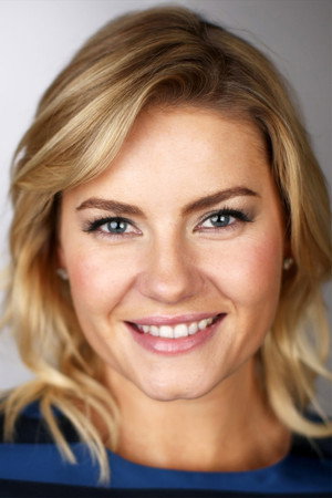 Elisha Cuthbert in The Girl Next Door