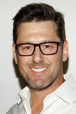 Ari Cohen in Priscilla