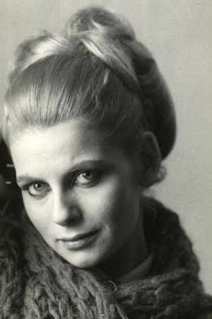Halina Zalewska in War Between the Planets