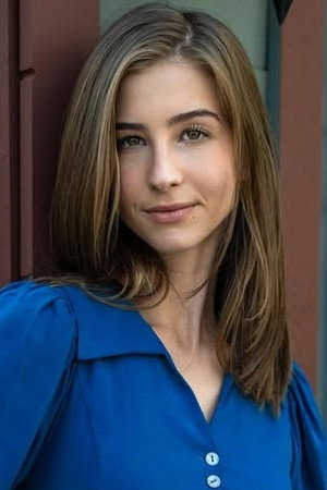 Jaeda Lily Miller in Before Your Father Finds Us