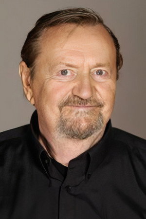 Anton Korenči in Nápadníci