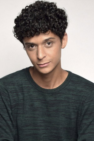 Lucas Alves in Partida de Cartas
