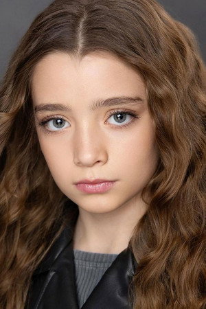 Emma Pearson in Gazer