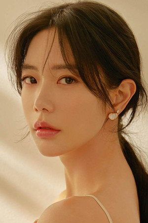 Clara Lee in Ask This of Rikyu