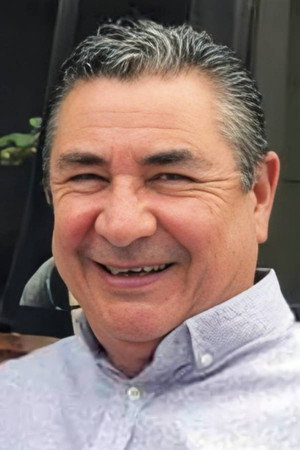 Alfonso Zayas Jr. in No hay quinto malo