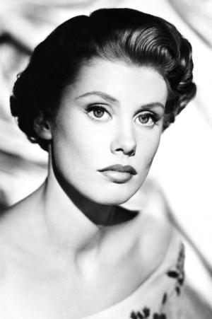 Susan Stephen in Treasure Hunt