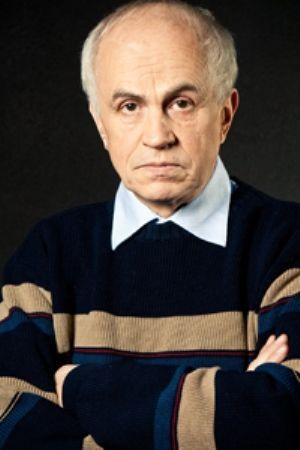Aleksey Zolotnitskiy in Ten Little Indians