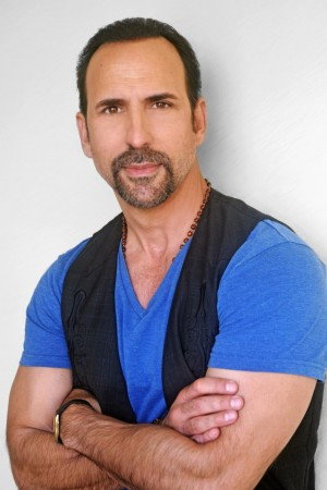 Oscar Torre in Unknowns