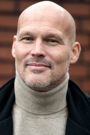 Fredrik Ljungberg in Arsenal - Arsène's Eleven