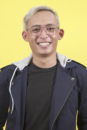 Randhika Djamil in Warung Pocong