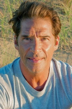 Nicky Naudé in Gaze