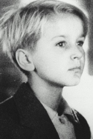 Edmund Moeschke in Germany  Year Zero